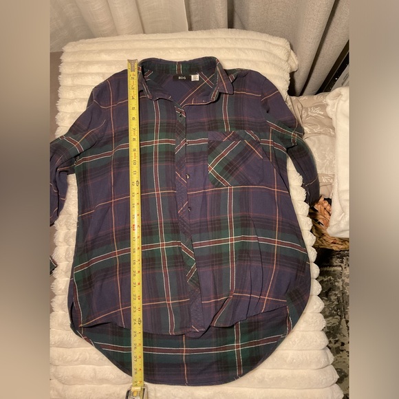 BDG Plaid Flannel Shirt with Long Sleeves - Picture 5 of 7